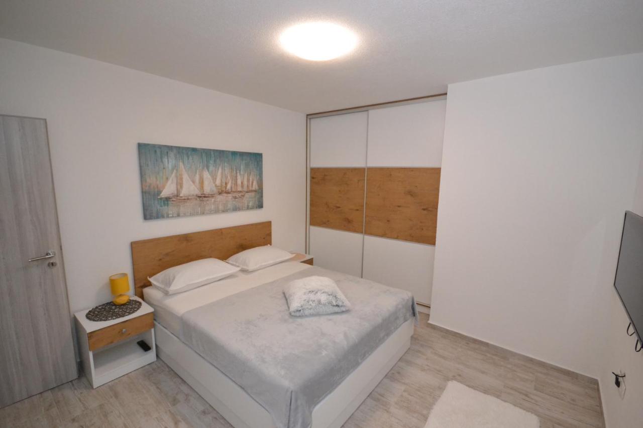 Luxury Apartment "Blue Diamond" Постира Екстериор снимка