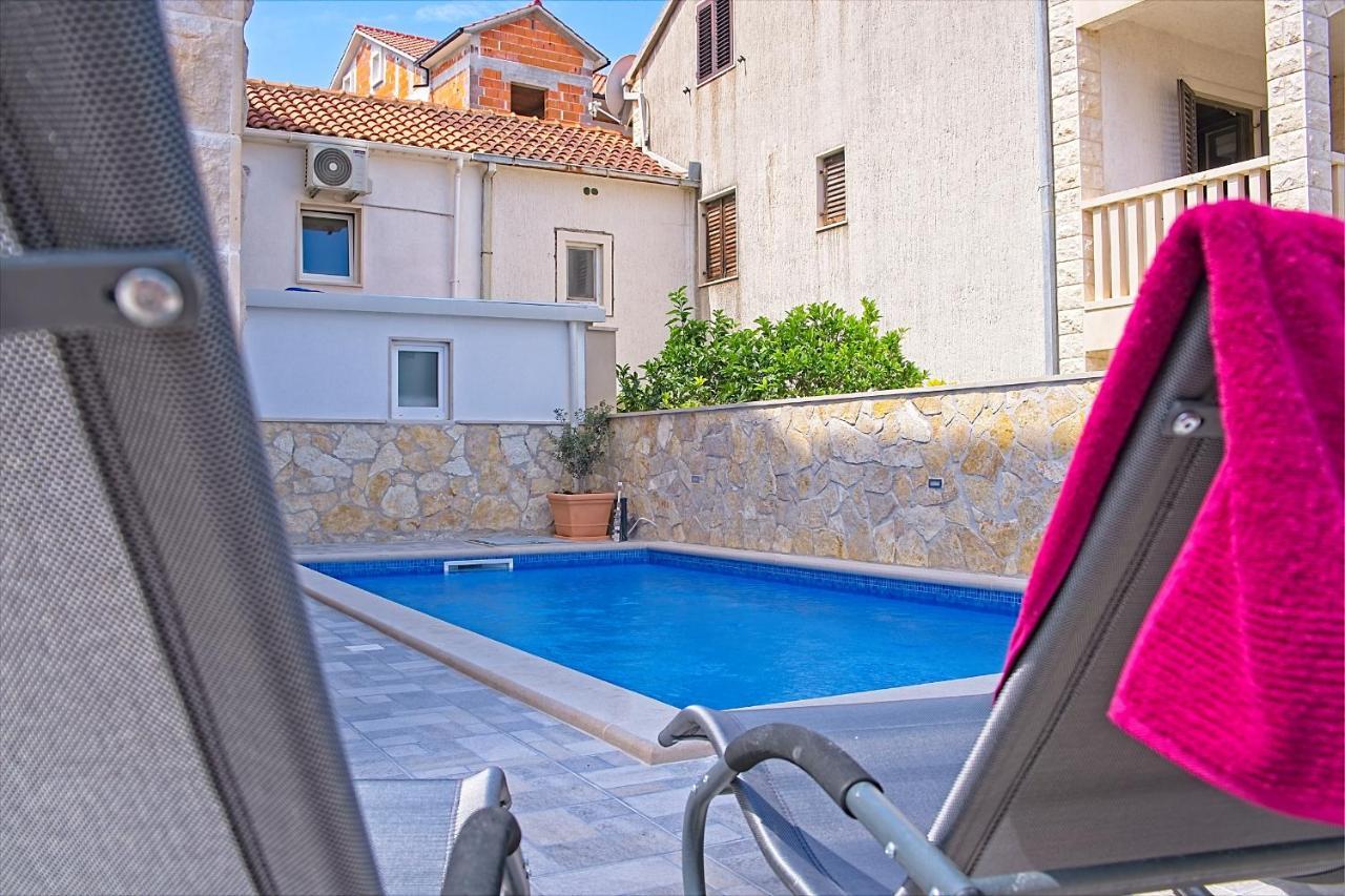 Luxury Apartment "Blue Diamond" Постира Екстериор снимка