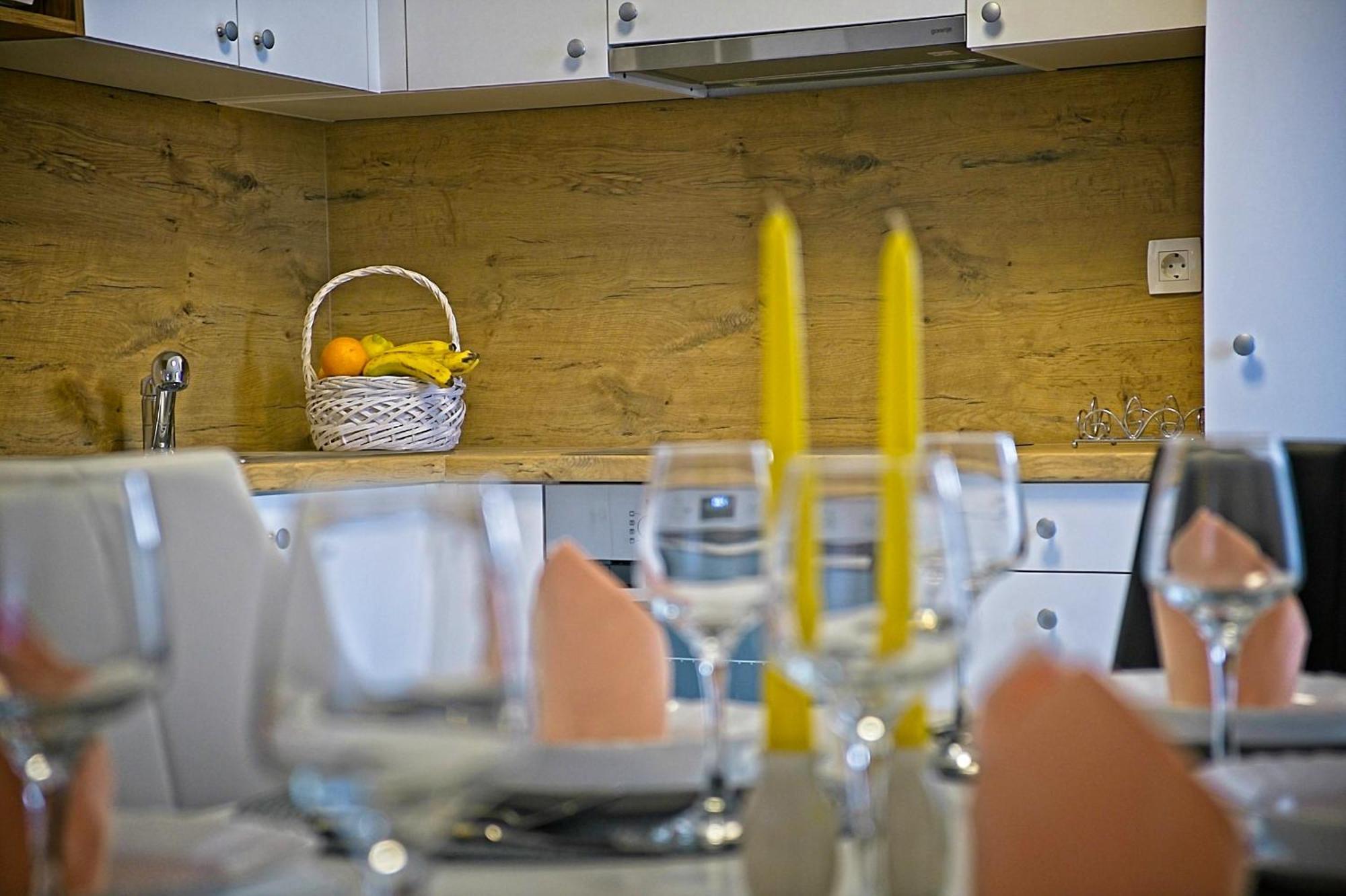 Luxury Apartment "Blue Diamond" Постира Екстериор снимка