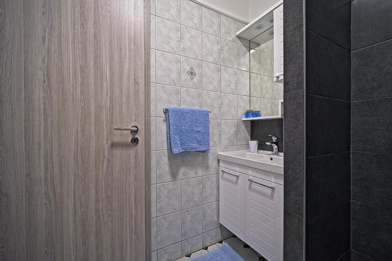 Luxury Apartment "Blue Diamond" Постира Екстериор снимка
