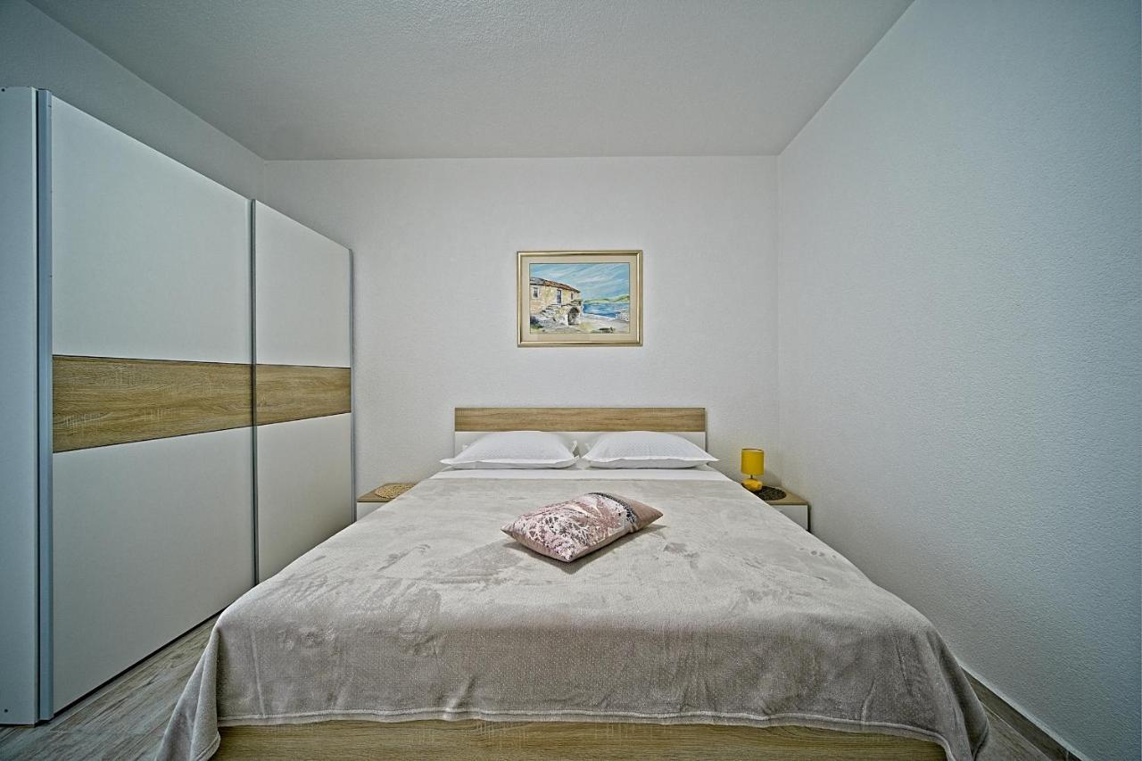 Luxury Apartment "Blue Diamond" Постира Екстериор снимка