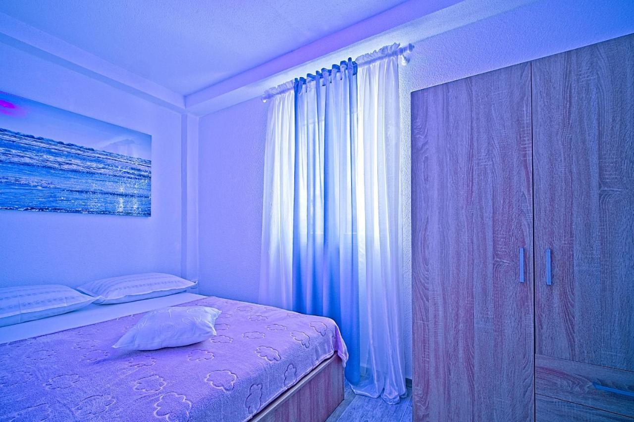 Luxury Apartment "Blue Diamond" Постира Екстериор снимка